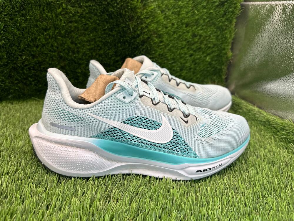 Nike Pegasus 41 FD2723-401 Athletic Sneaker Women's 8.5 White Mesh Road Running